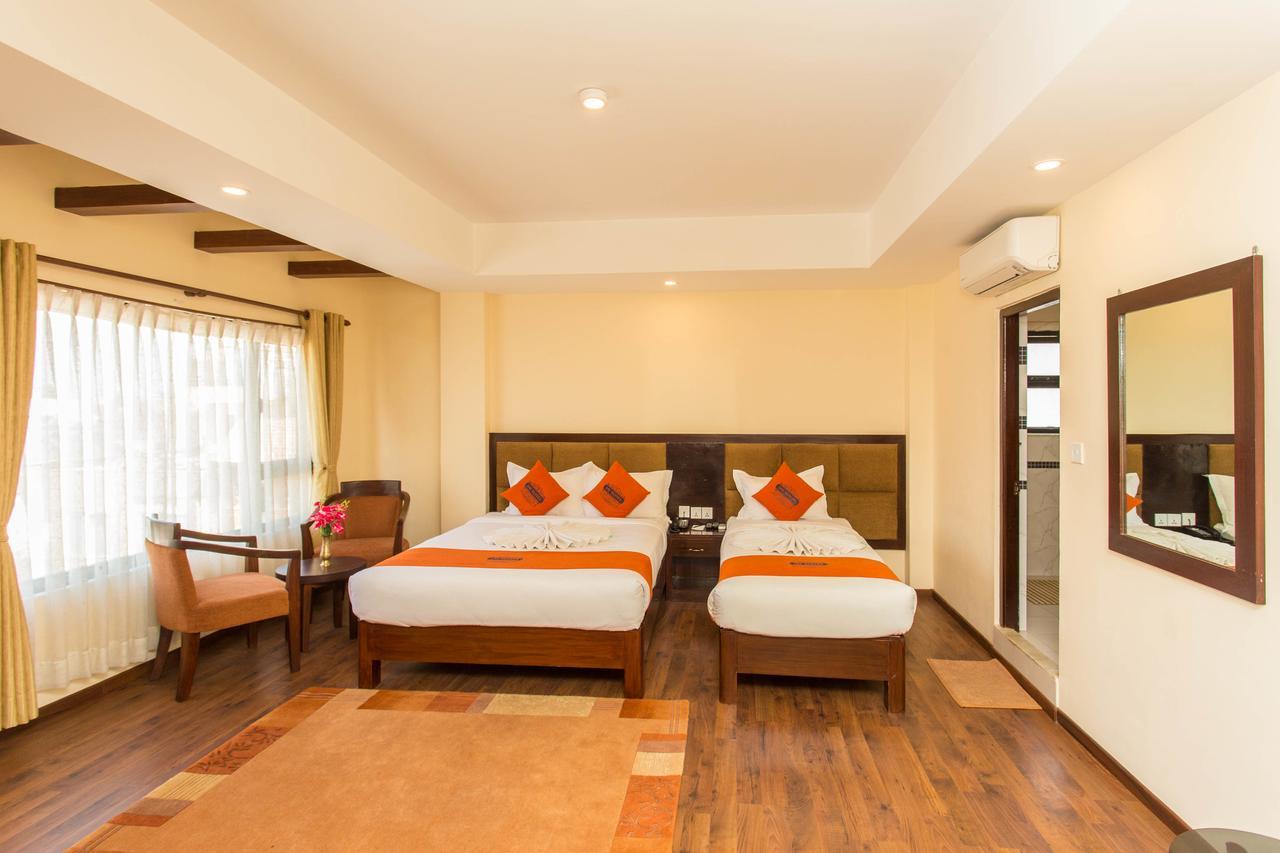 Jay Hotel 3*
